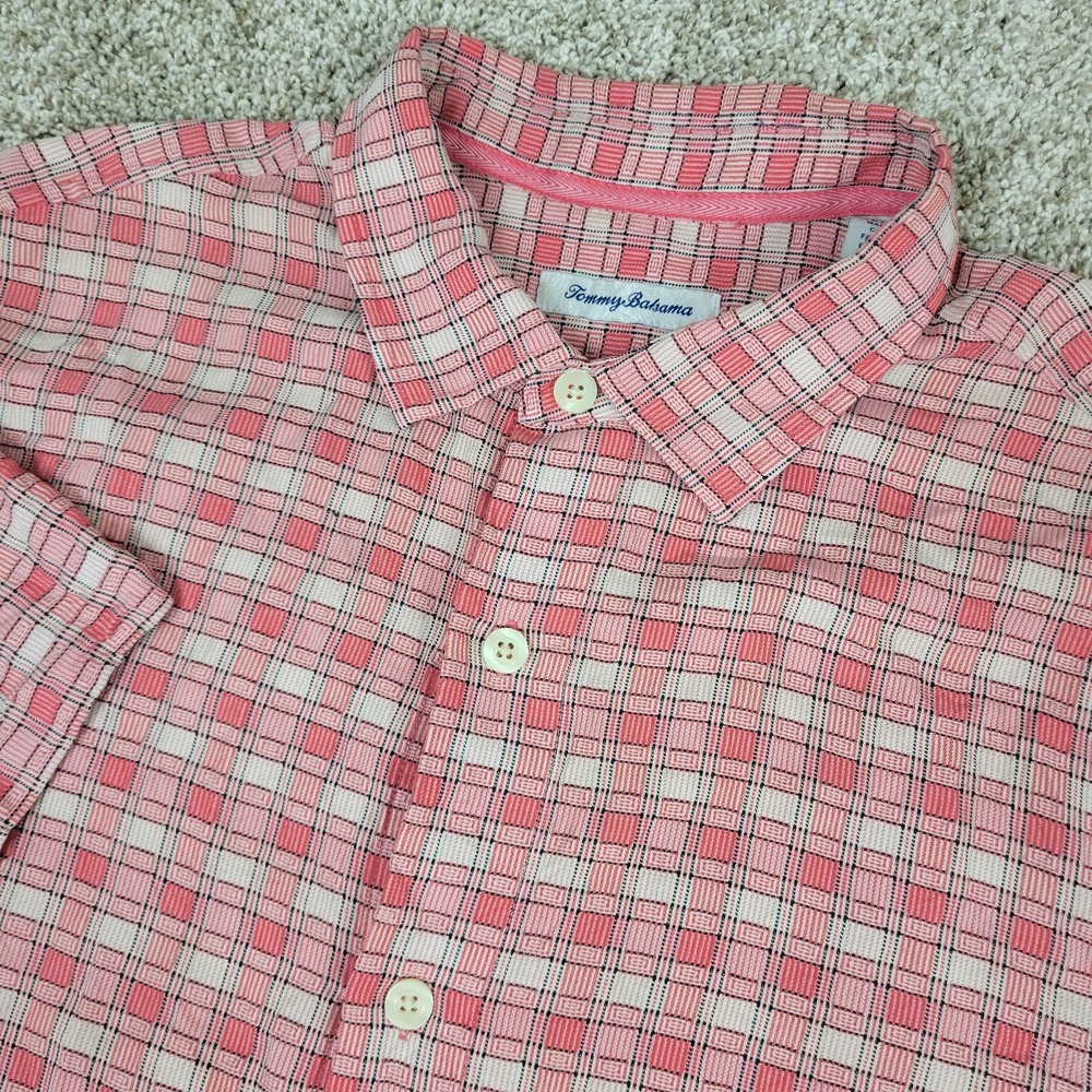 Tommy Bahama Mens XL Red Check Button Up Short Sleeve 100% Silk